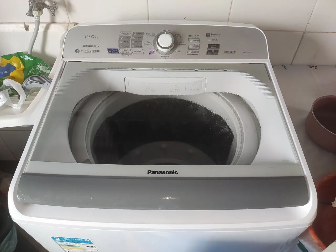 Máquina de Lavar Roupa Panasonic 14kg - Usada