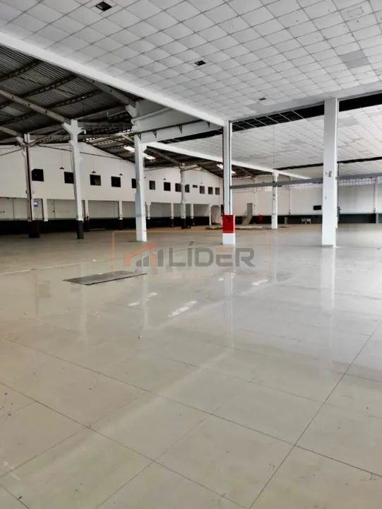 Ampla Loja Comercial em Barbados - Foto 8