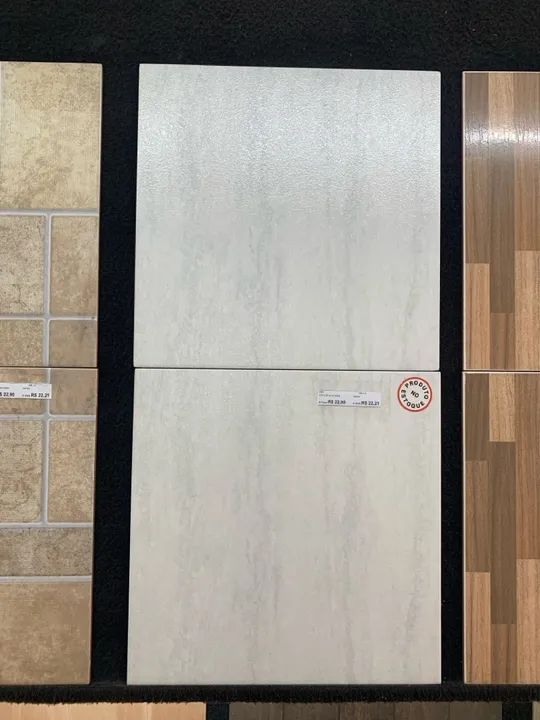 Piso Cerâmico 44x44 extra 18,90 - Foto 3