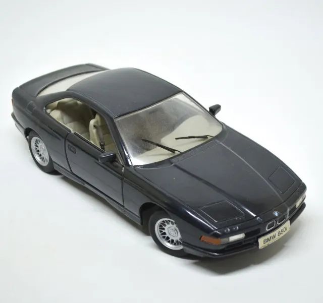 Miniatura Bmw 850i Maisto 1/18 - Hobbies e coleções - Centro, Juiz