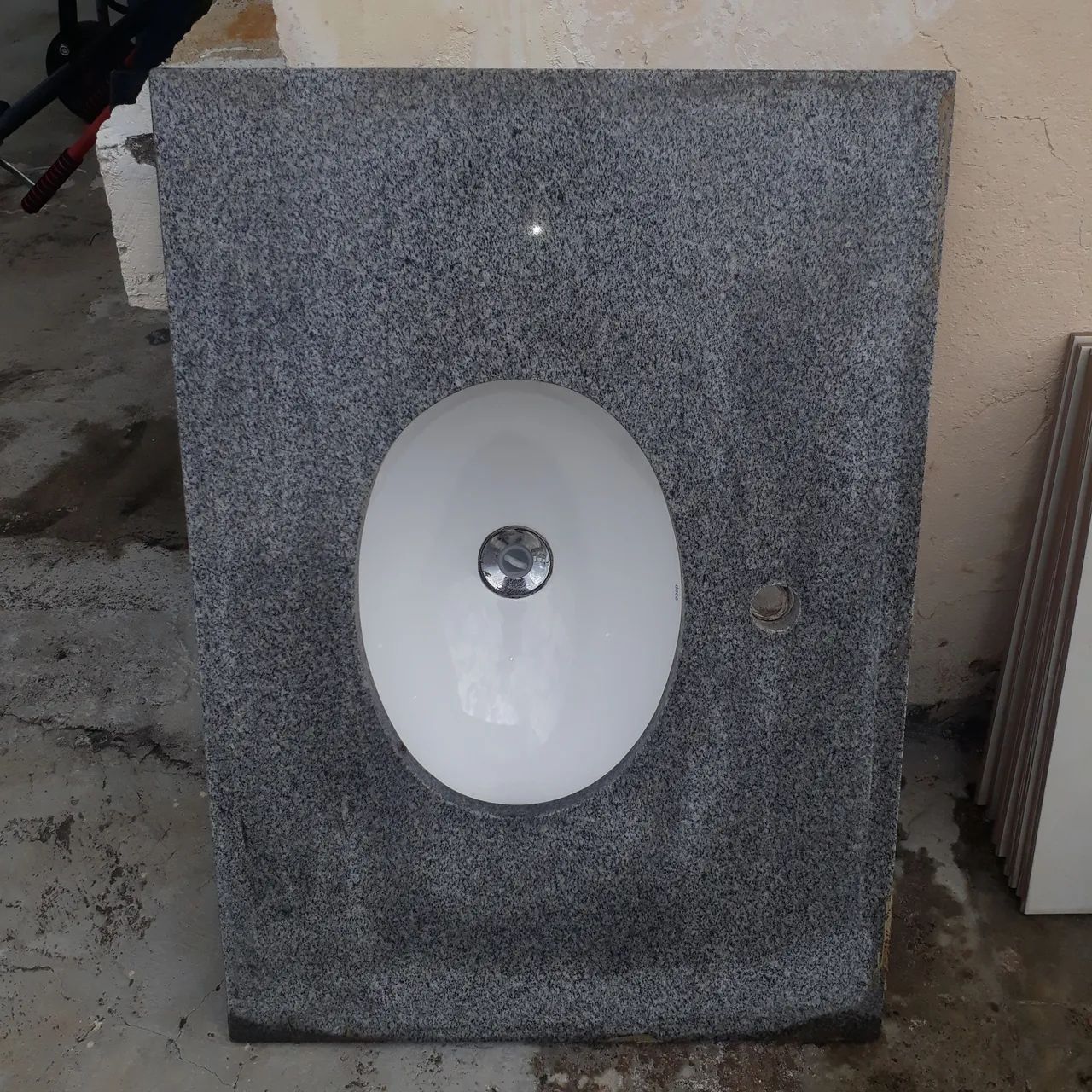 Pia de banheiro 70 x 50 cm