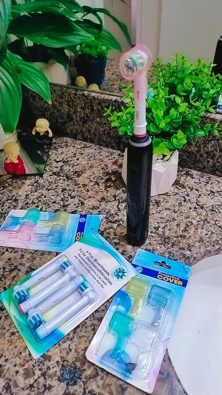 Escova de Dentes Elétrica Oral-B Pro Series 3 - Bivolt - Foto 4