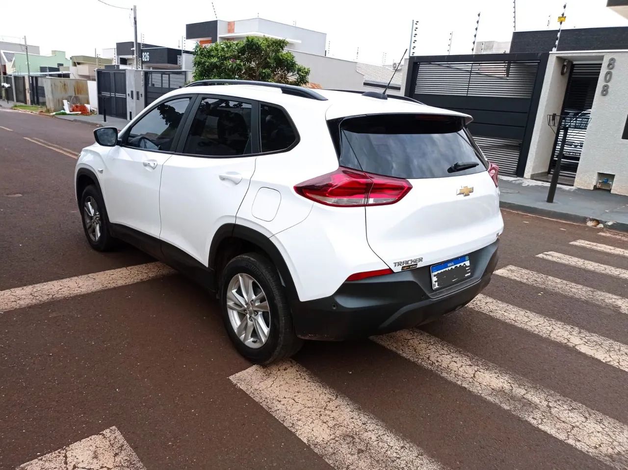 Tracker LT 1.0 turbo ano 2022 - Foto 2