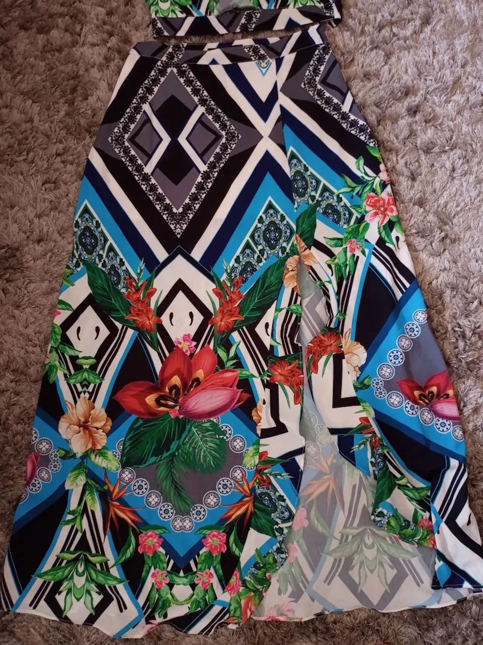 Conjunto de saia longa e top - Foto 5