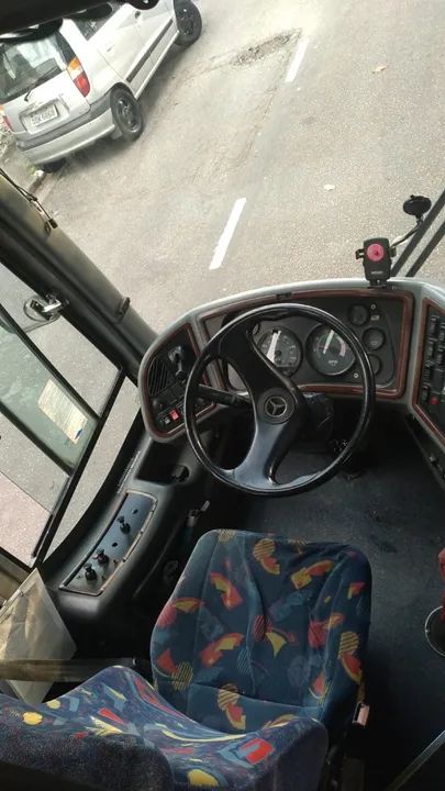 Ônibus de viagem - Foto 4