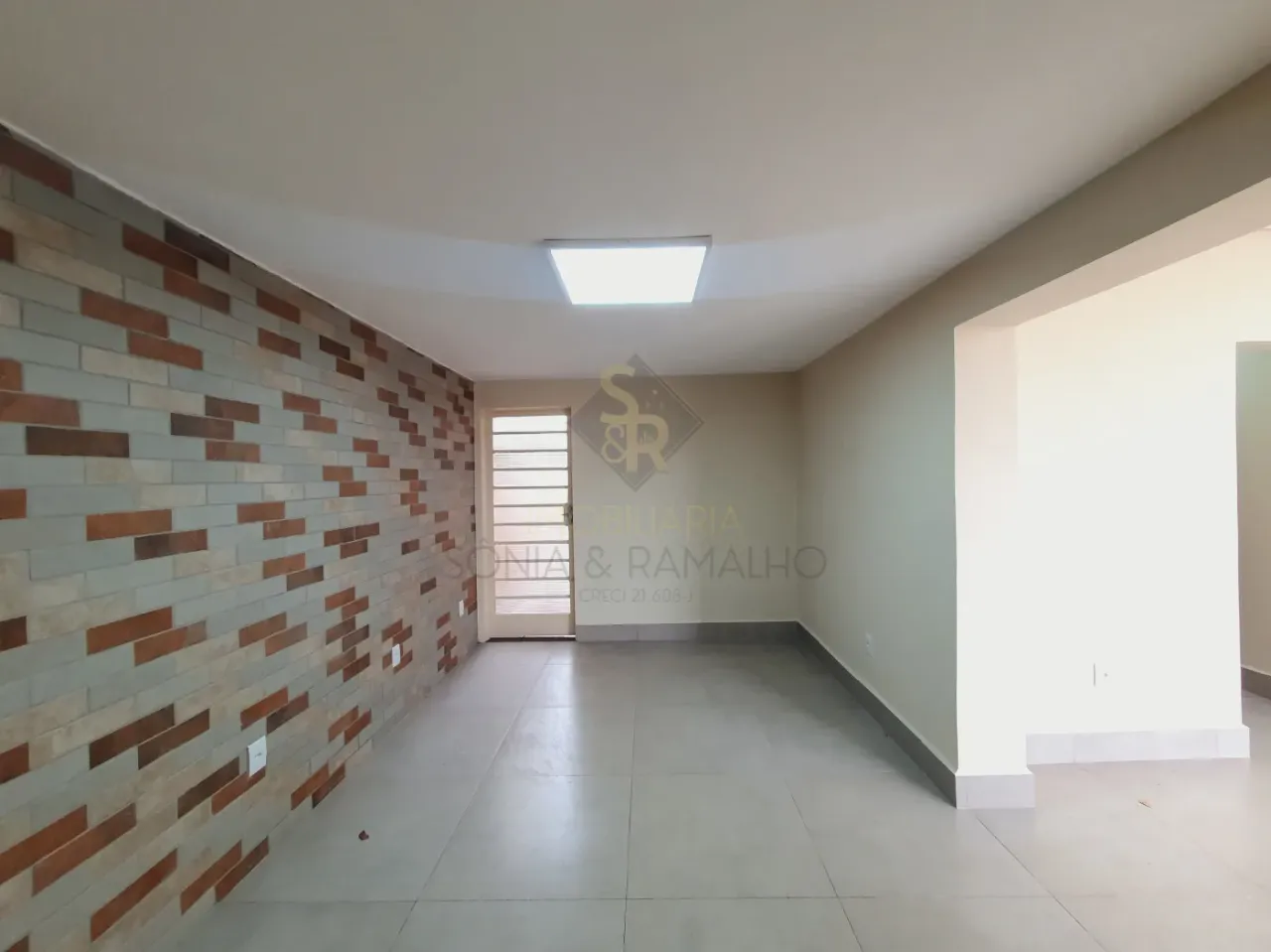 Salas comerciais para Locação no Bairro Jardim Macedo, em Ribeirão Preto