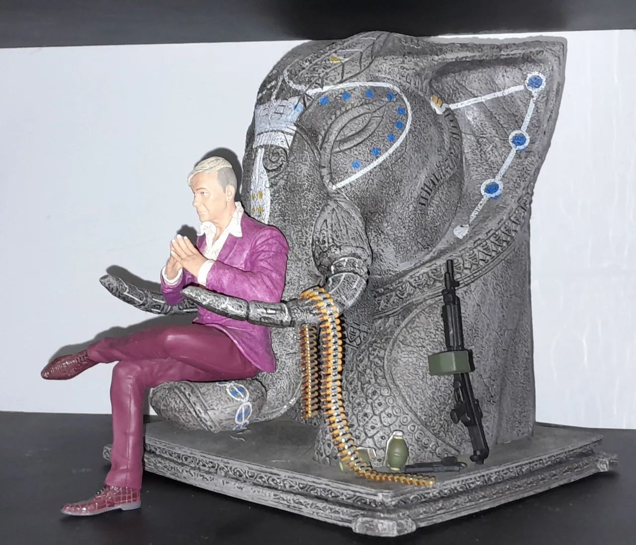 Estatua Pagan Min far cry 4  65573799843329121