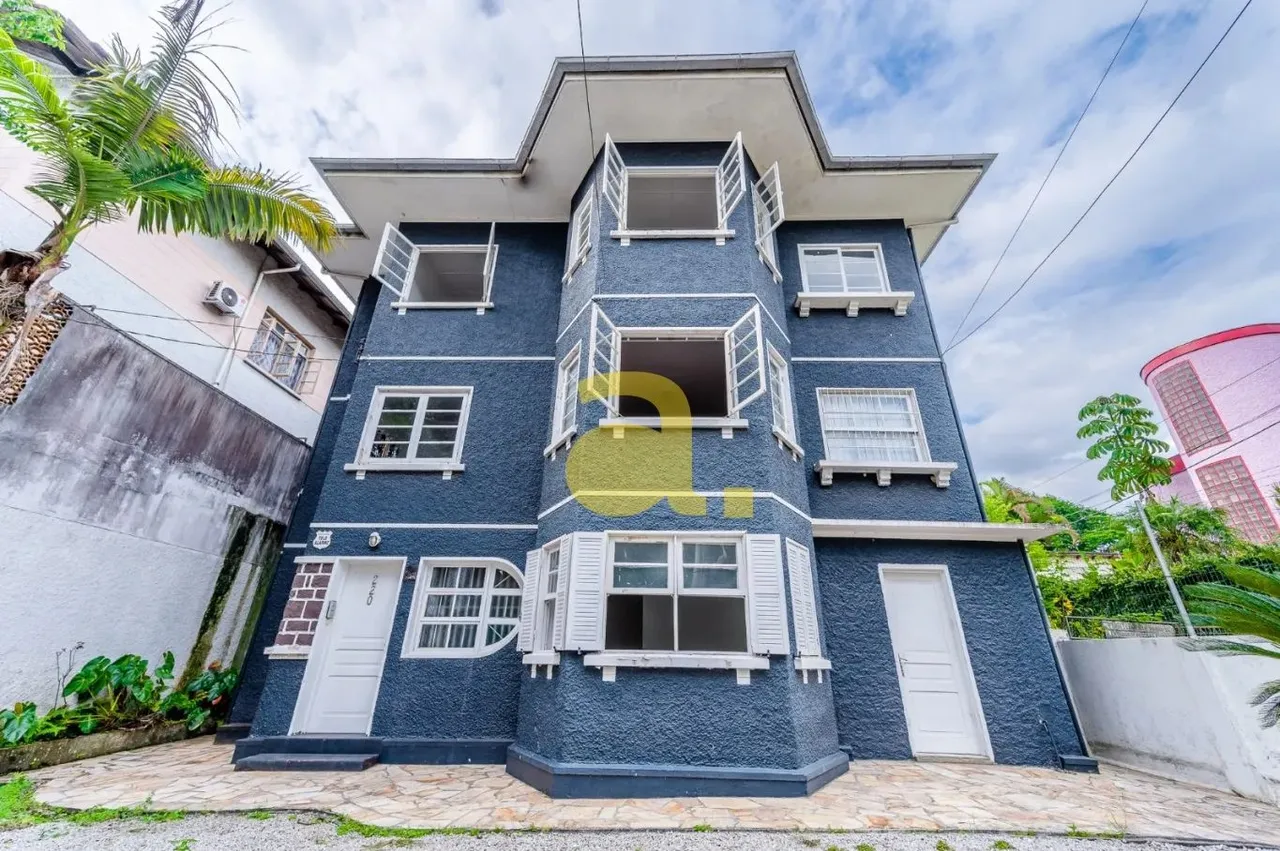 EXECELENTE CASA COMERCIAL PARA LOCAÇÃO NO BAIRRO CENTRO EM BLUMENAU