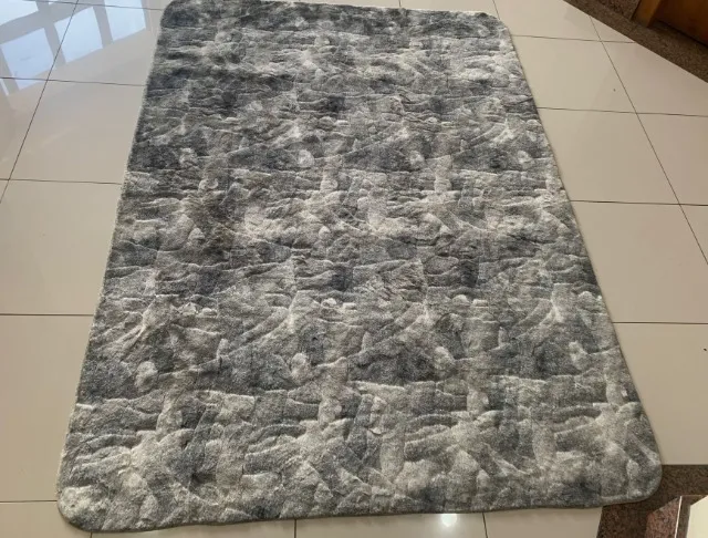 Tapete ecologico 2,55x1,55m cinza mix 006-37 pontas arredondadas
