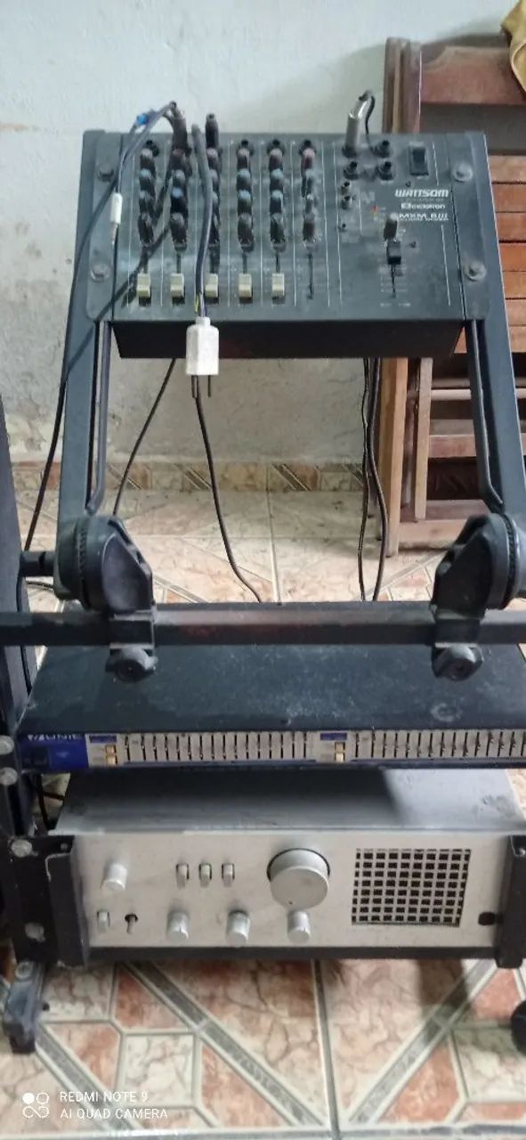Som montado com mesa de som, amplificador e equalizador. - Foto 4