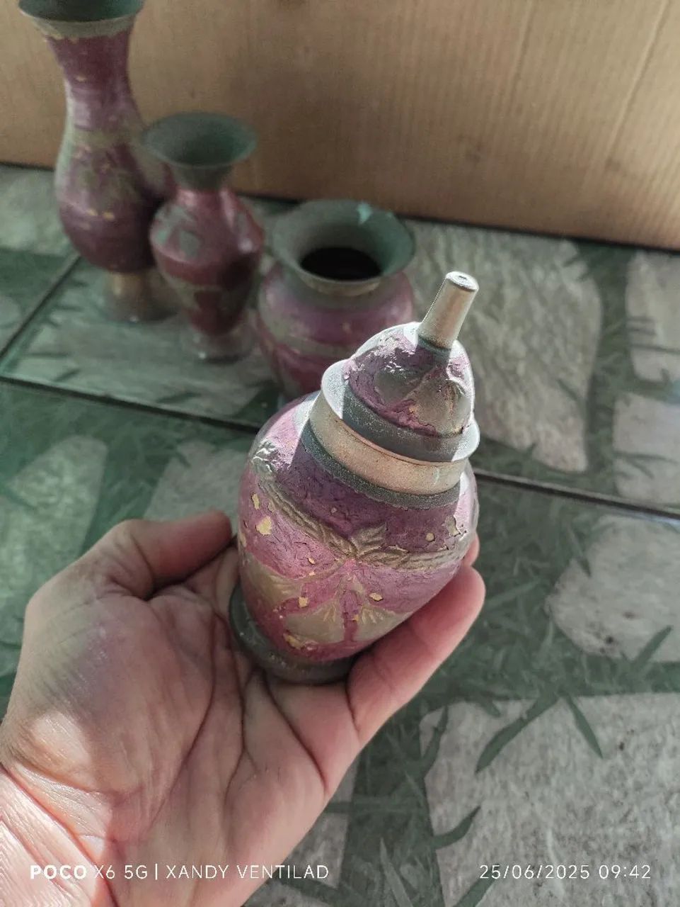 Conjunto de 4 vasos metal  - Foto 3