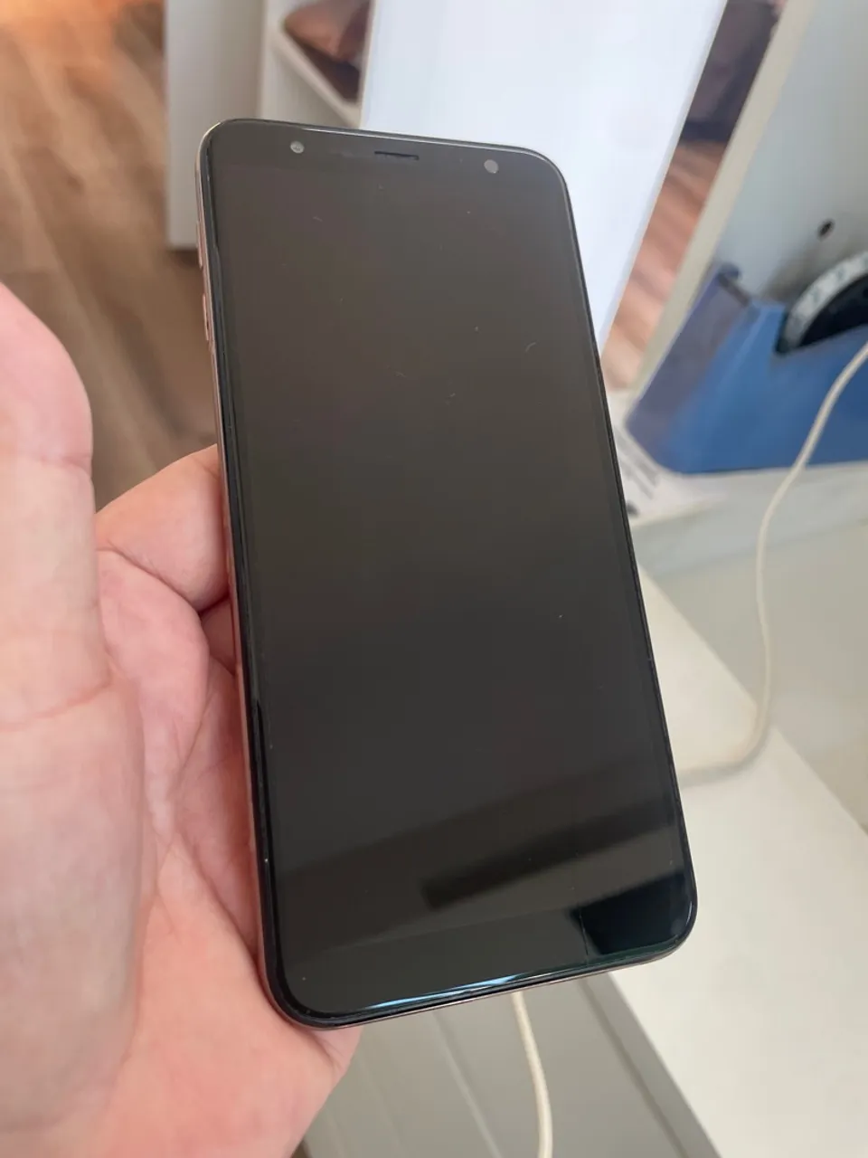 Samsung J4+  quebra galho 