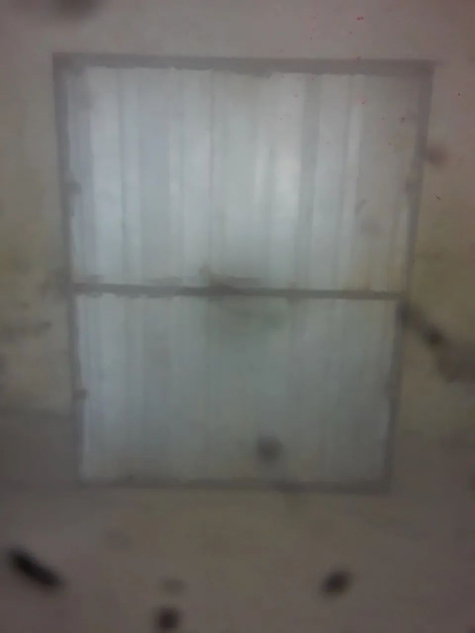 Placa de metal. 64640458926595121