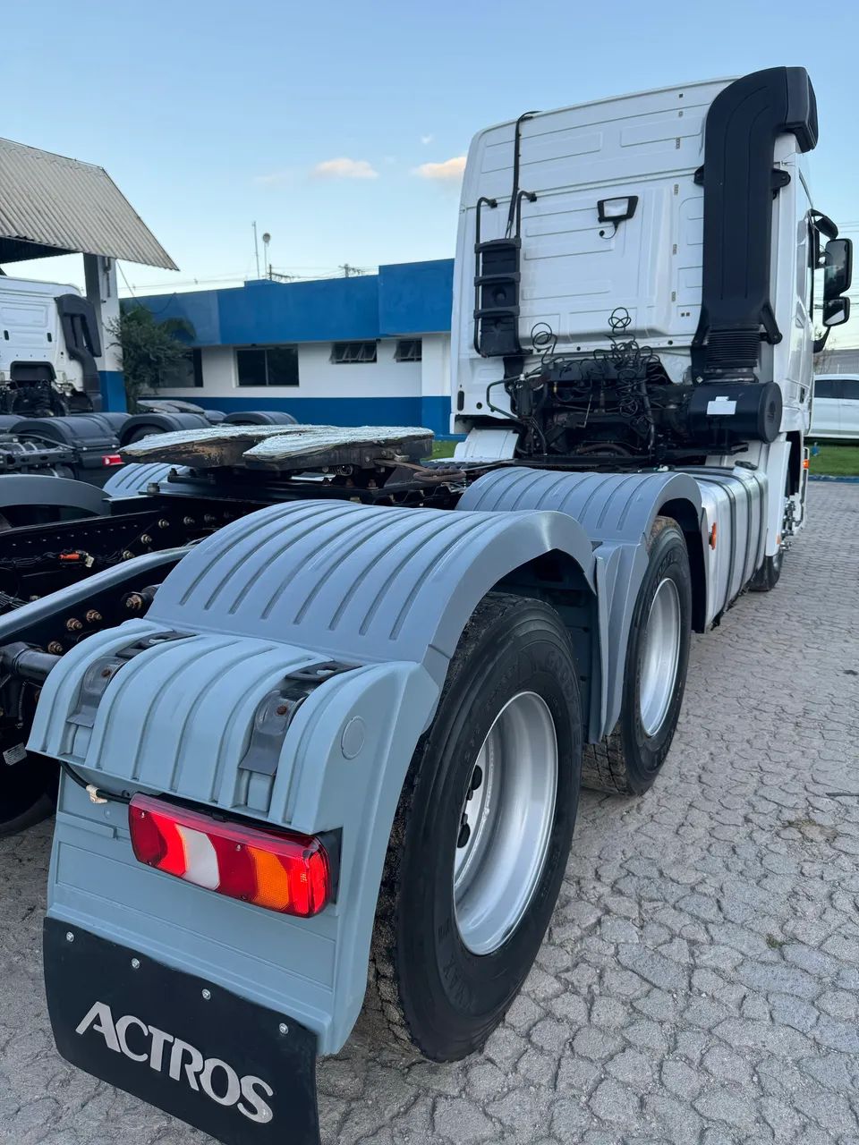 Mercedes Benz Actros 2651 6x4 - Foto 10