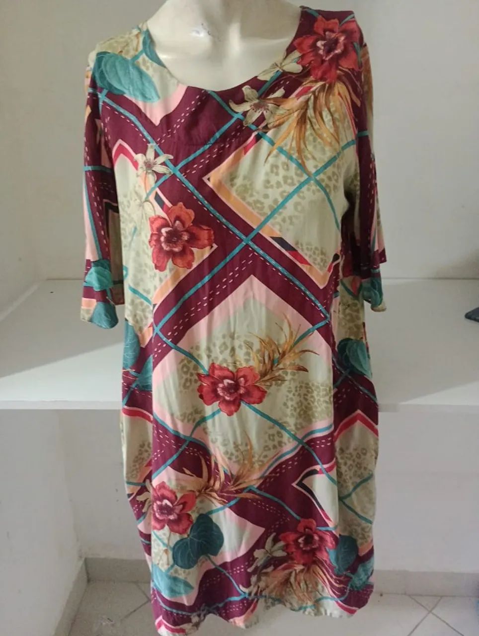 Blusa estampada floral - Foto 3