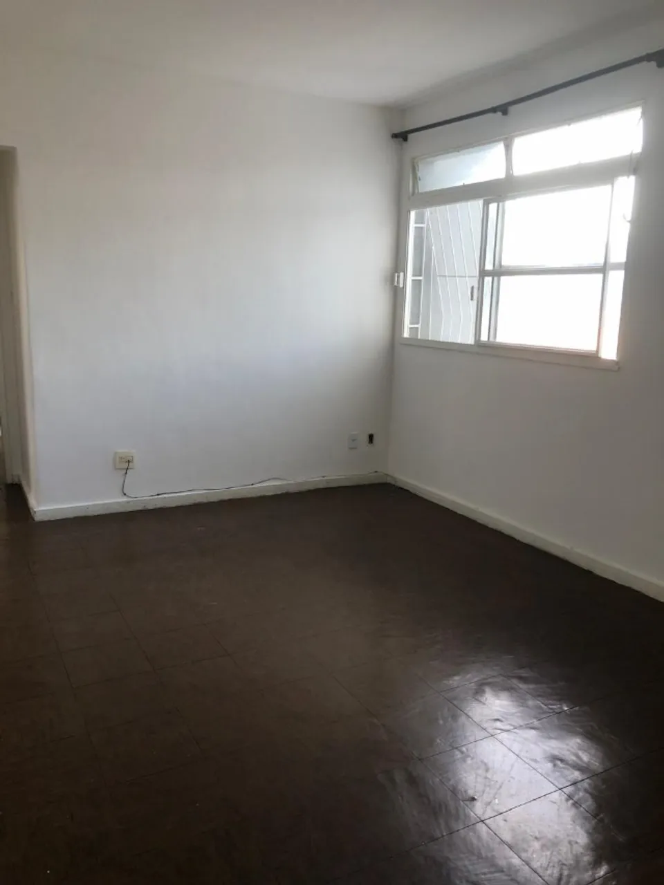 Apartamento BNH - São Pedro (3 quartos), 7ª andar, sol da manhã.