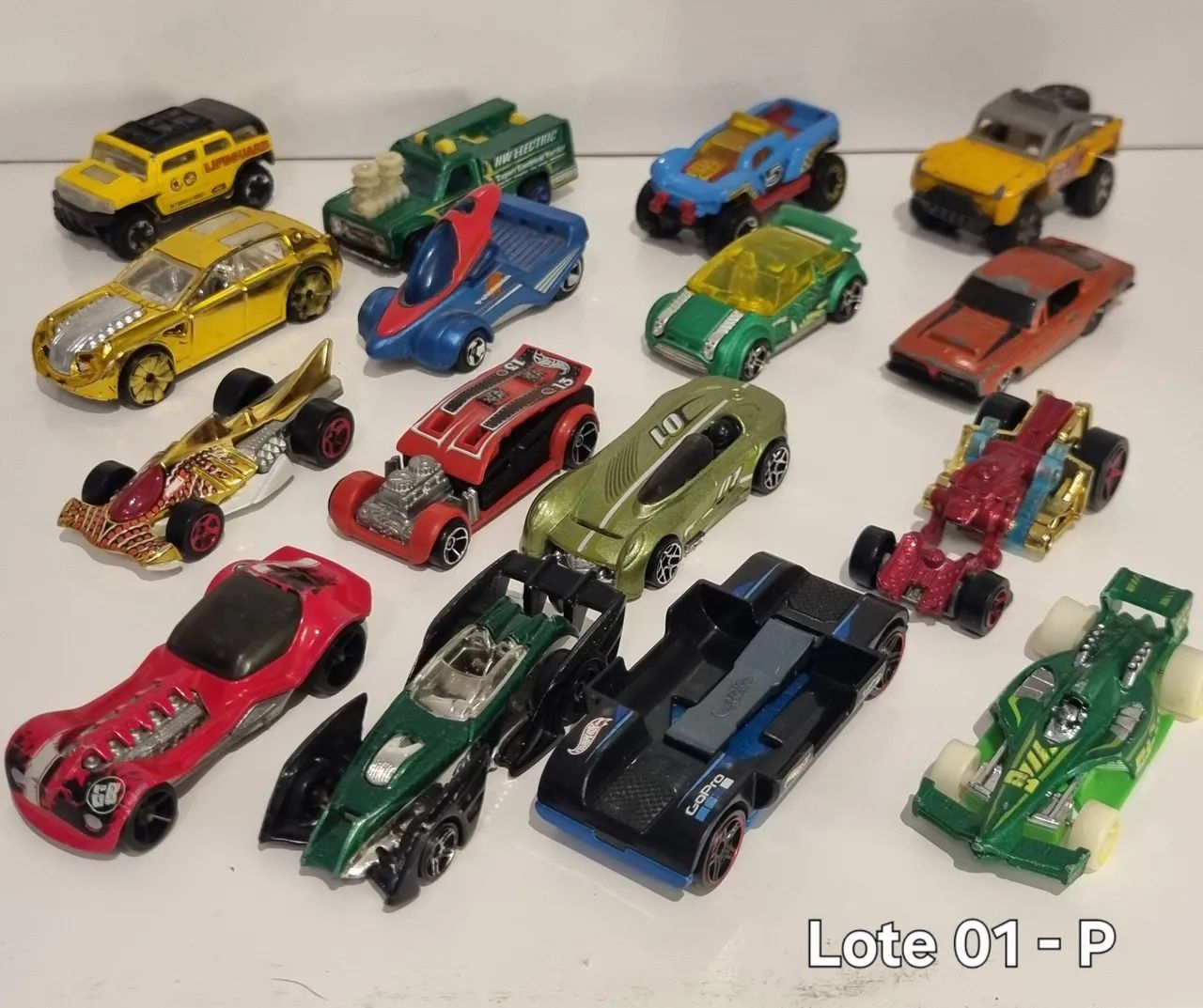 Hot Wheels Lote 16 Miniaturas - Matchbox Maisto - Pack
