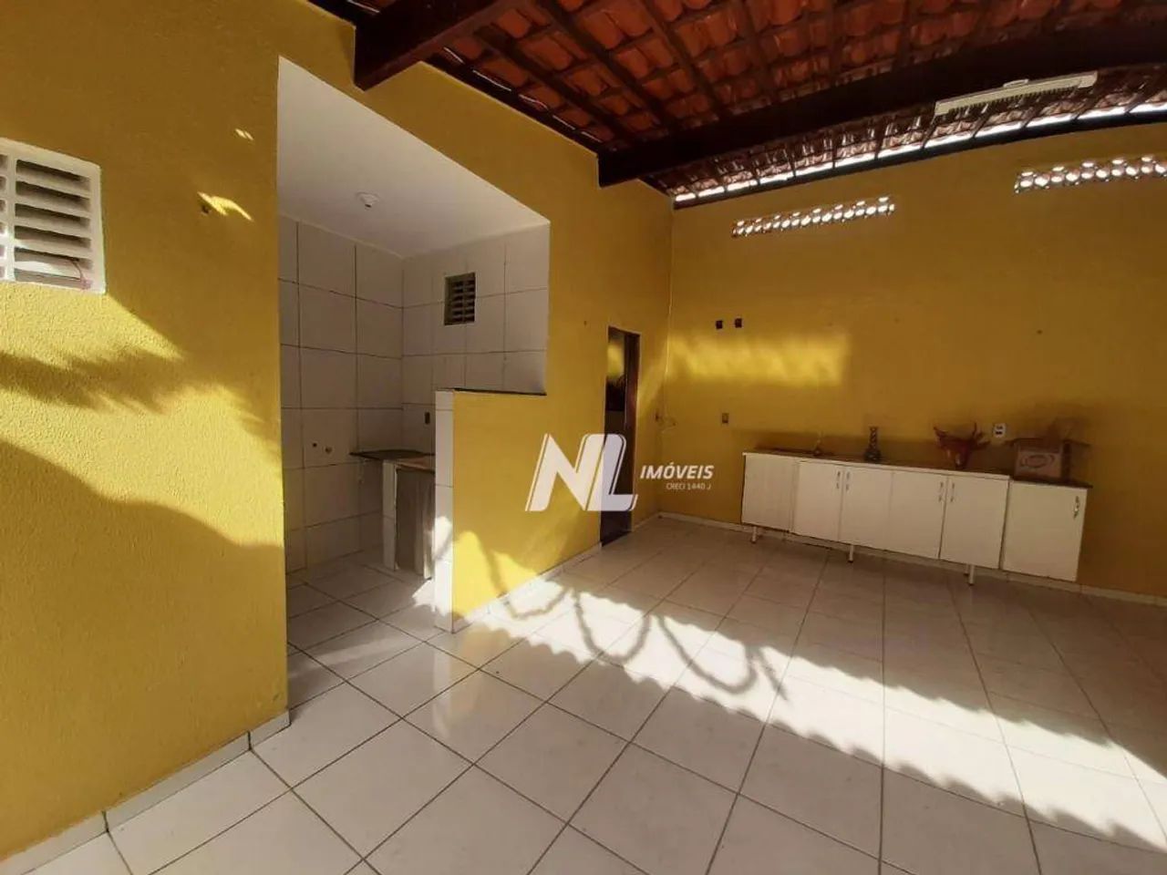 OPORTUNIDADE - Casa com 204m², perfil comercial, na Av Coronel Estevam, Alecrim - Foto 2