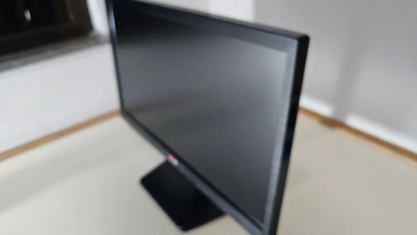 Monitor LG 19,5" - Foto 5