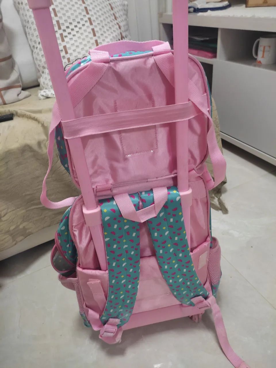 Mochila infantil feminina com rodinhas  - Foto 6