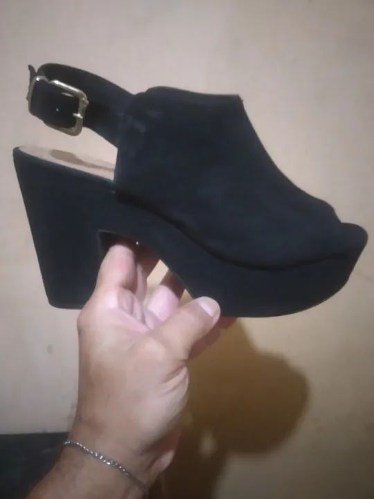 Sandálias Feminino Séries 