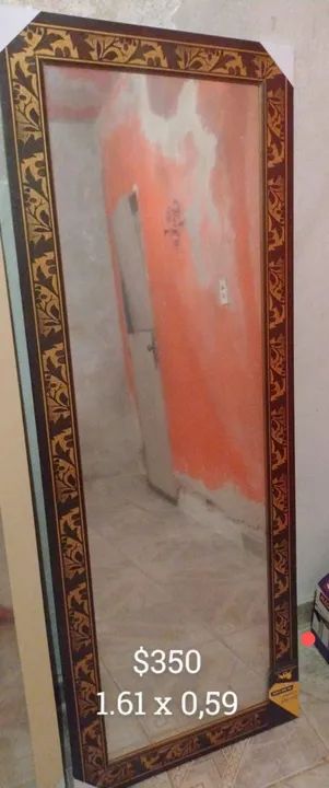 Espelho Decorativo com Moldura Rústica