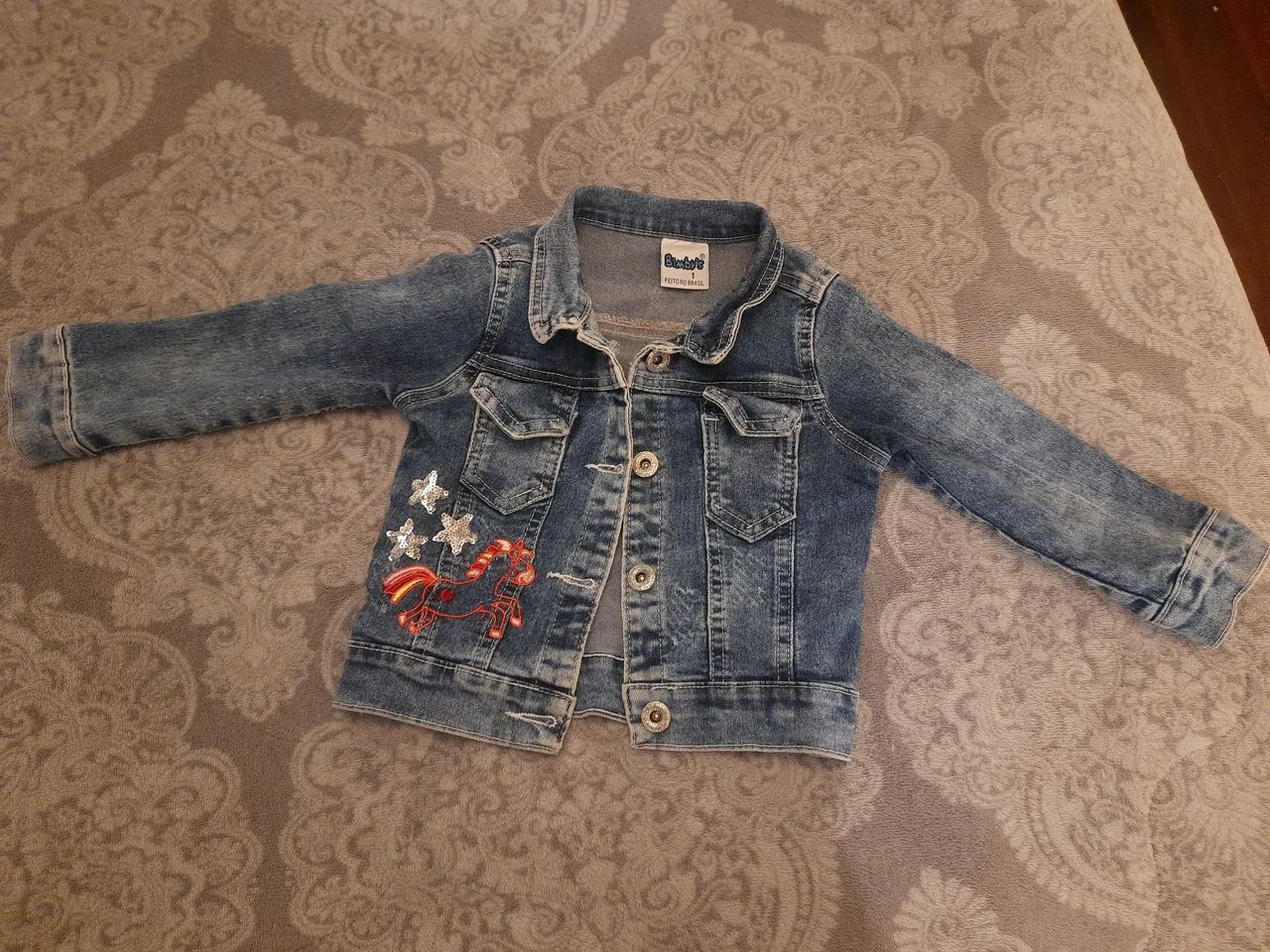 Jaqueta Jeans Infantil com Detalhes de Unicórnio