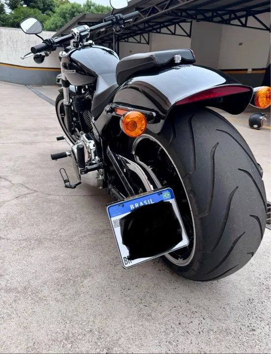 Harley Davidson Breakout 114