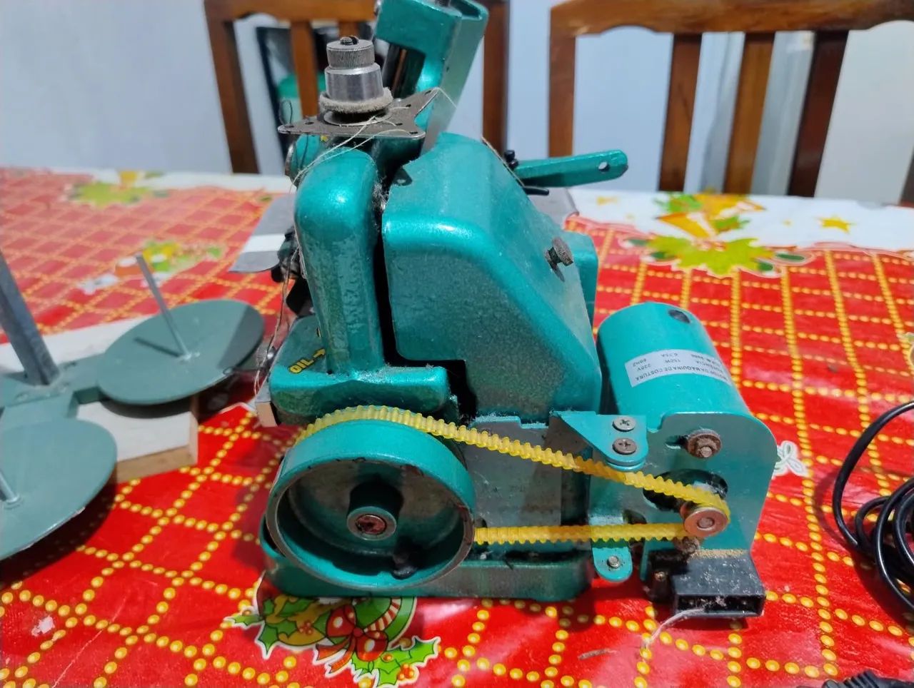 Máquina Overlock Portátil  - Foto 3