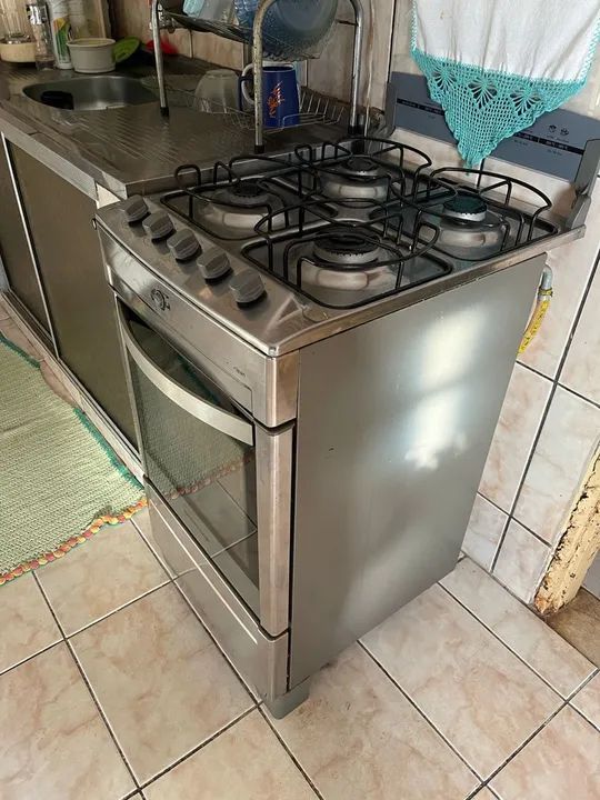 Fogão 4 bocas Brastemp em ótimo estado - Foto 3