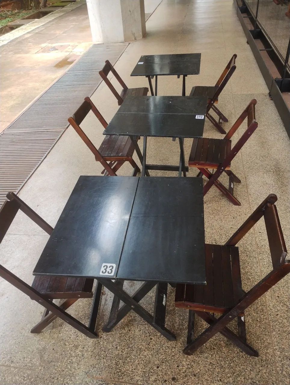 1 Conjunto de Cadeiras Dobráveis para Restaurante - Impecável!