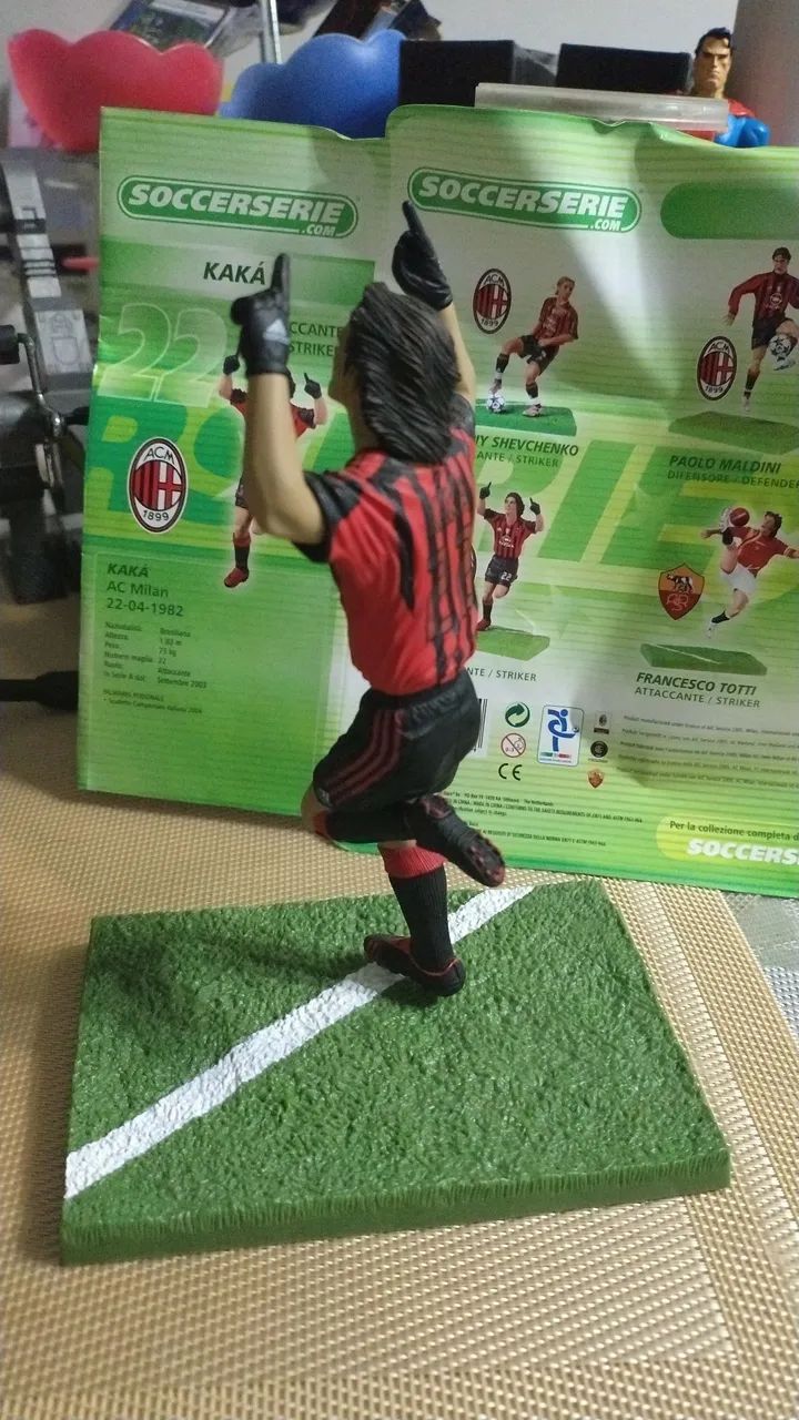 Miniatura do jogador Kaká - AC Milan - Soccer Serie 16 cm - Foto 2