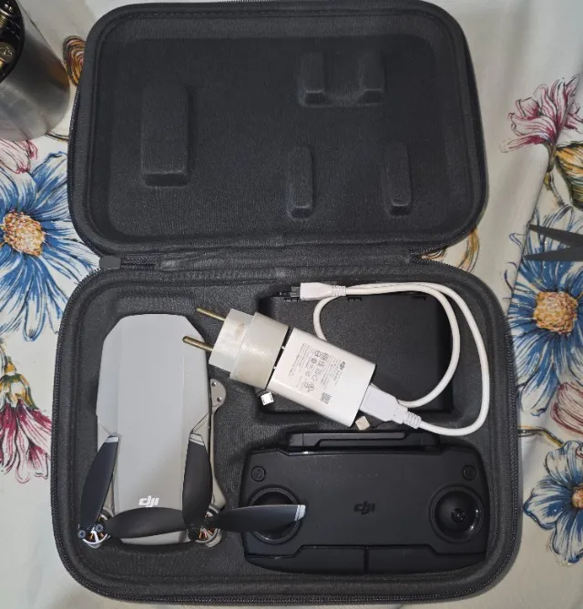 Drone Dji Mavic Mini SE + Fly More Combo