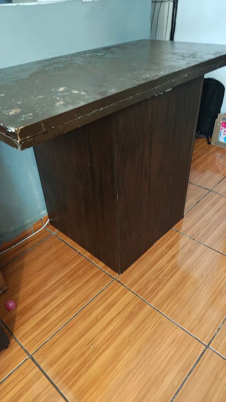 Mesa quadrada para 8 lugares madeira  - Foto 3