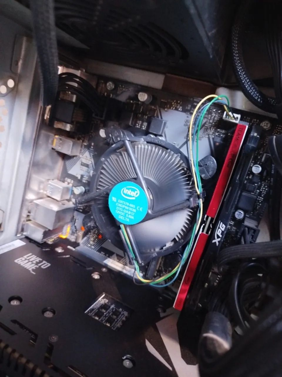 KIT UPGRADE - i5 9400f / B360M-K / RAM 2X8GB 2666/2400 - Foto 3