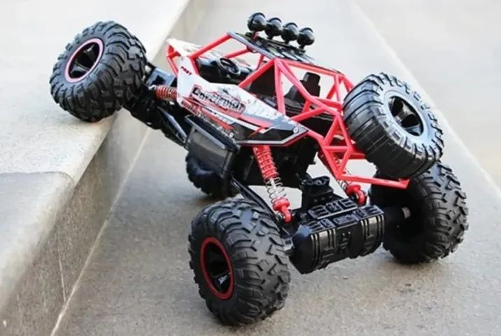 Carrinho Grande 4x4 Controle Remoto  Cor Preto/verde cod u31 - Foto 5