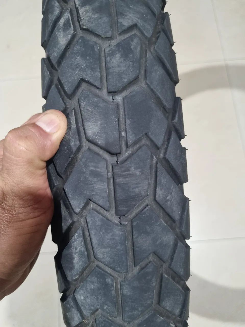 Pneu Michelin Sirac 90x90x21 - Foto 5