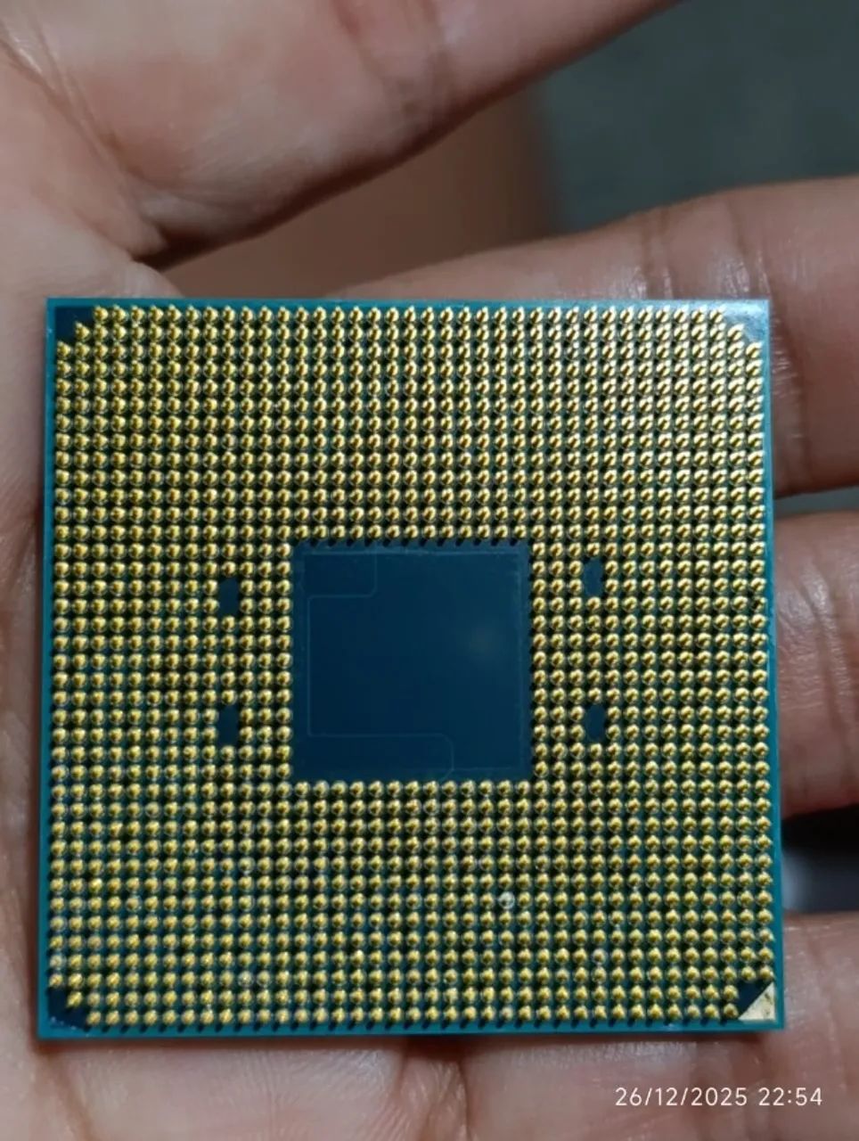AMD Ryzen? 3 2200G with Radeon? Vega 8 Graphics - Foto 2