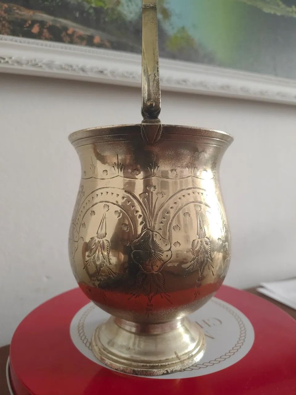 Vaso decorativo  antigo em metal dourado e prata - Foto 4