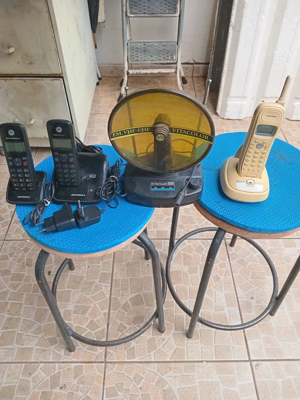 Telefone sem fio e antena de TV à venda