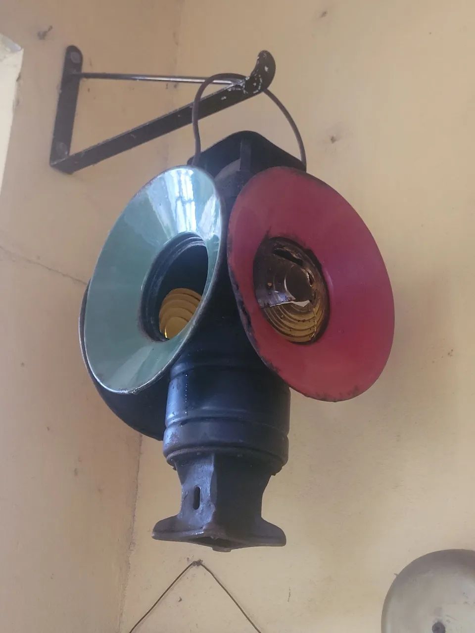 Sinaleiro muito antigo,peça de museu: