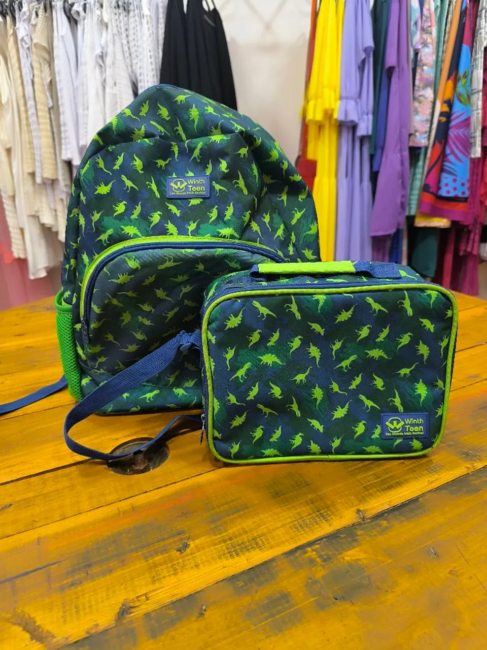 Mochila e lancheira infantil Winth Teen Dinossauro