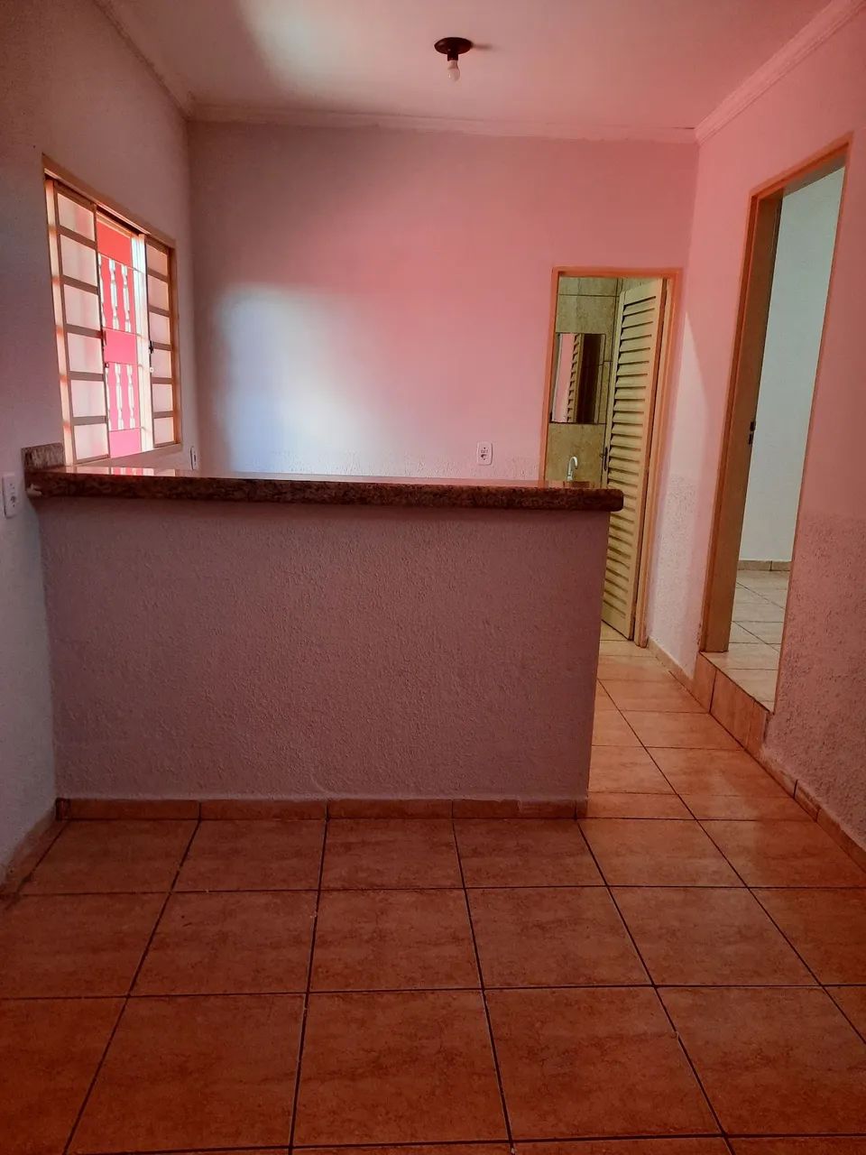 Imóvel de renda e investimento - 3 casas e 1 sala comercial - Foto 3