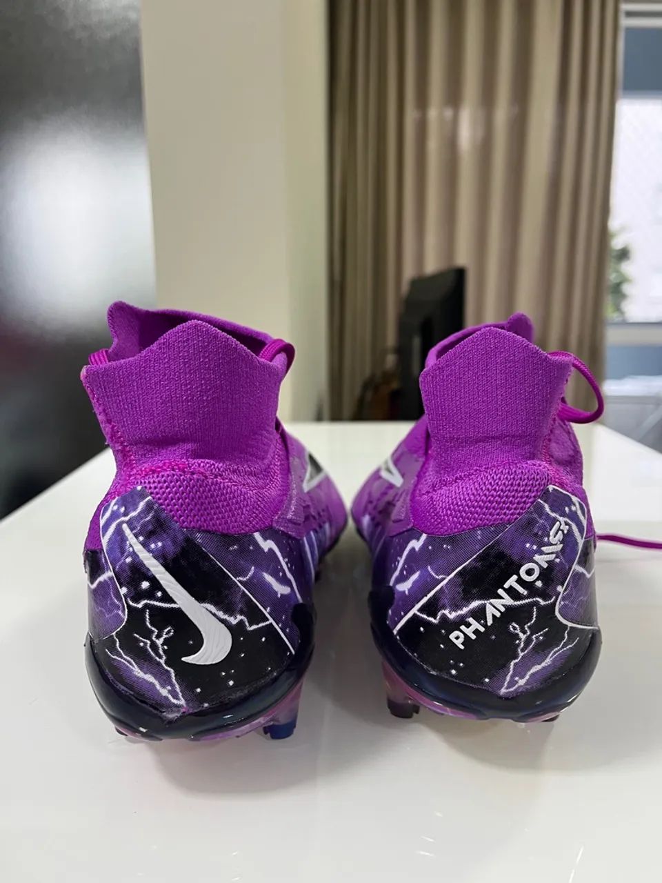 Chuteira Nike Phantom GX Elite - Tam. 40 - Calçados Esportivos