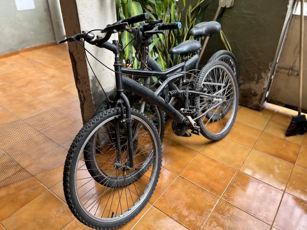  Vendo duas Bicicletas 