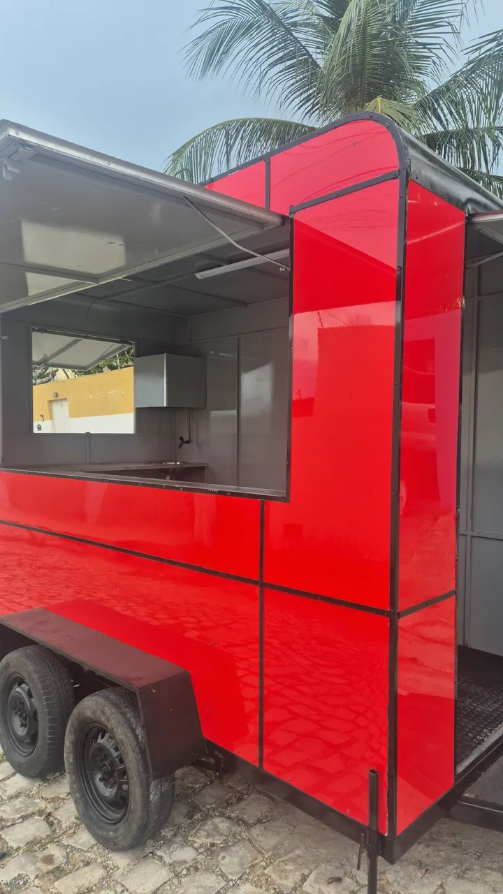 Trailer de lanches com pia