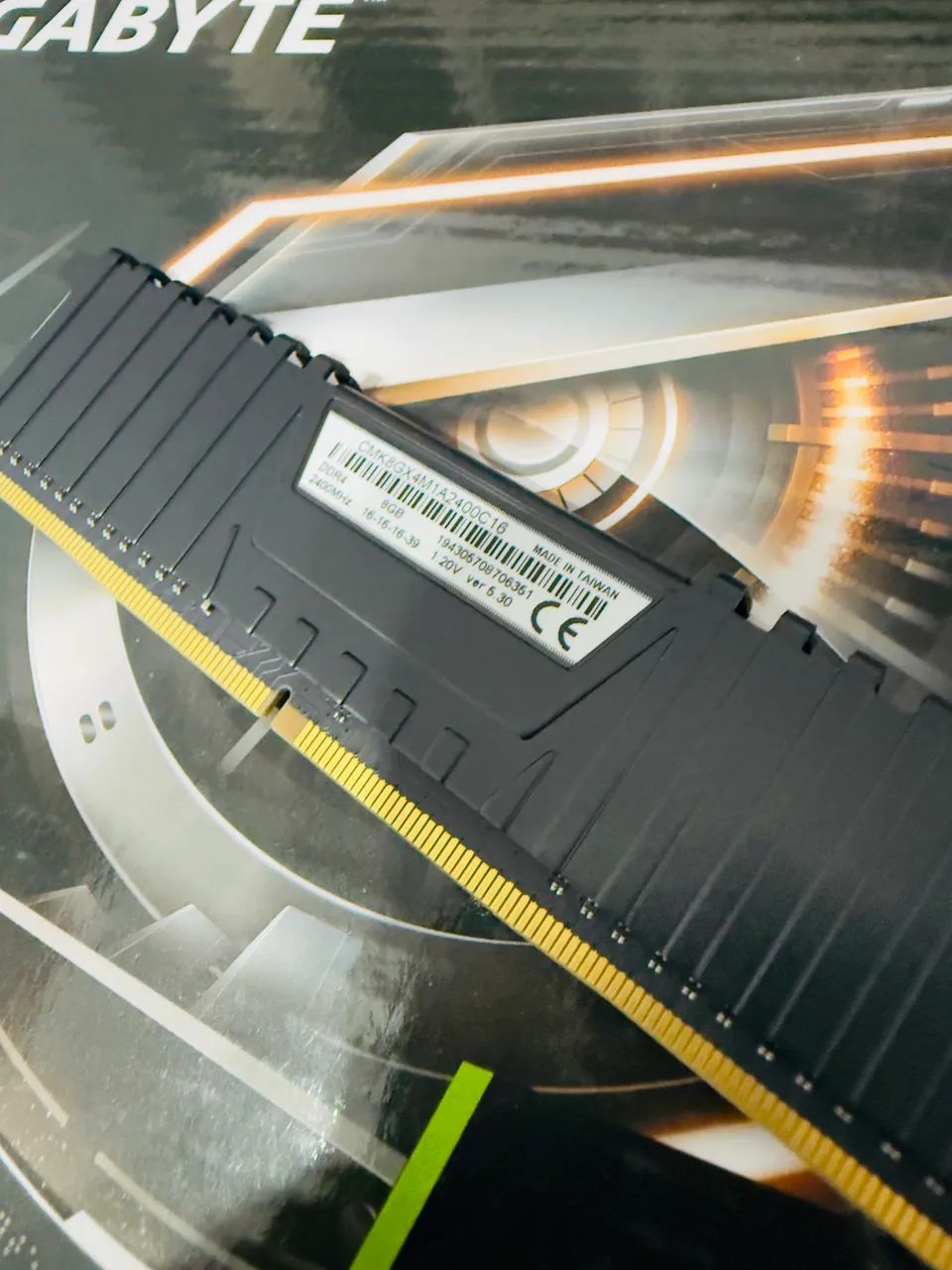 Memória RAM Corsair Vengeance DDR4 8GB 2400mhz. - Foto 2