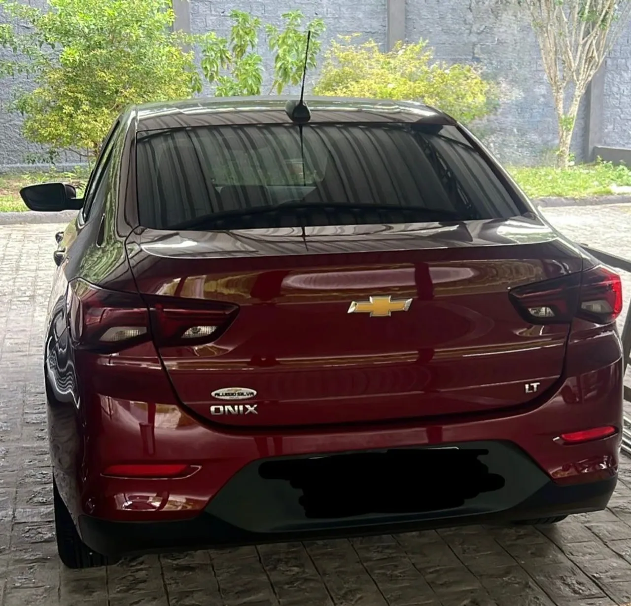 Vende-se veículo seminovo