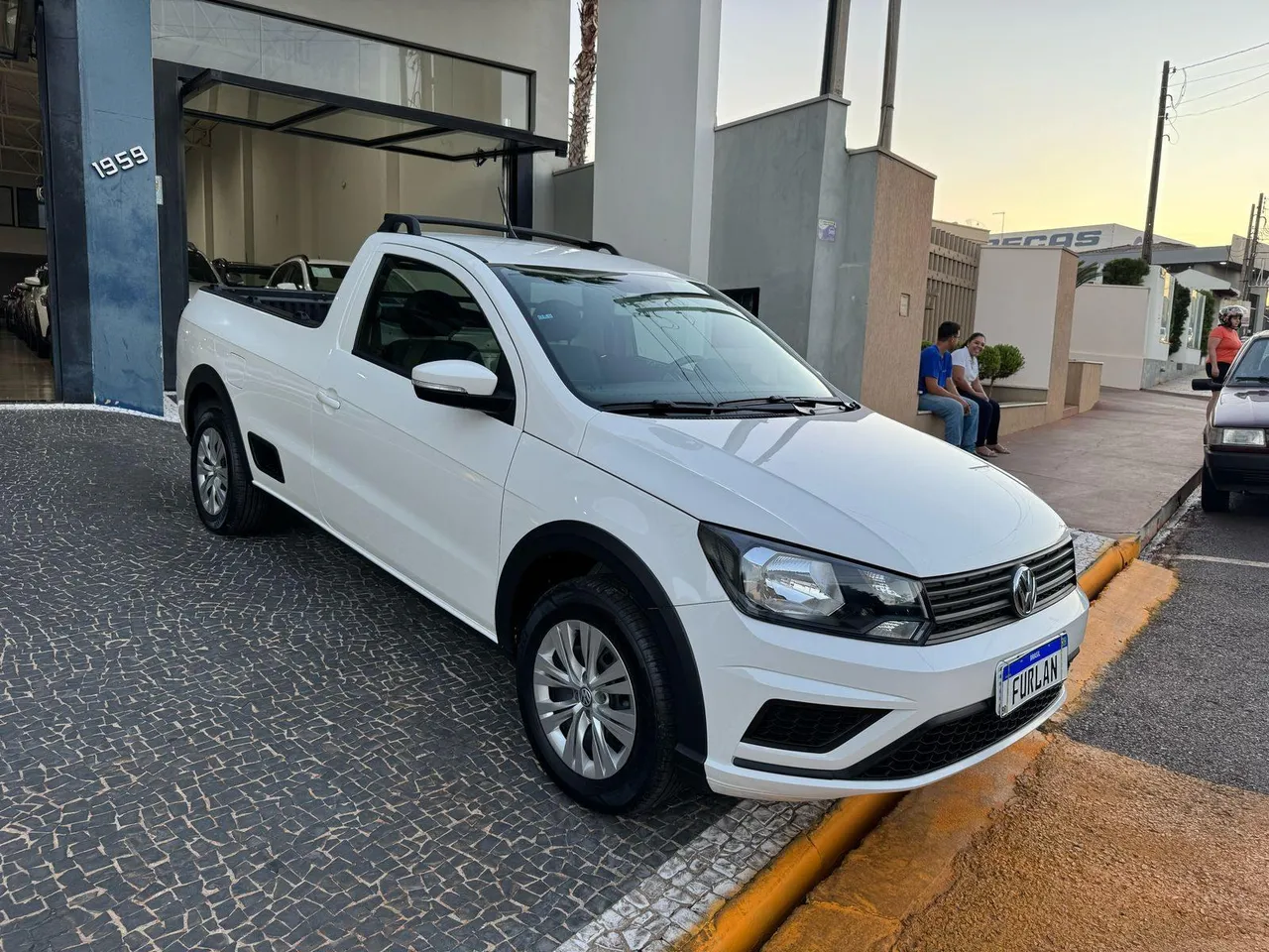 SAVEIRO TRENDLINE 1.6 BRANCA 2019/2020