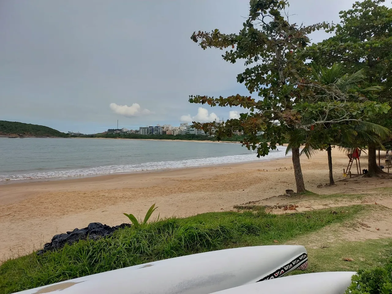 Casa pé na areia com 5 quartos em Enseada Azul - Guarapari - ES